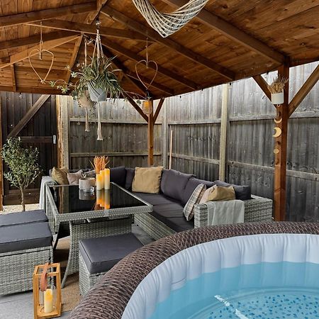 Goff's OakBarn With Hot Tub别墅 外观 照片